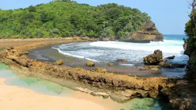Pantai selatan Malang