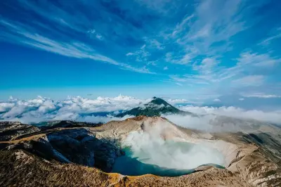 Suasana pagi setelah turun dari Kawah Ijen