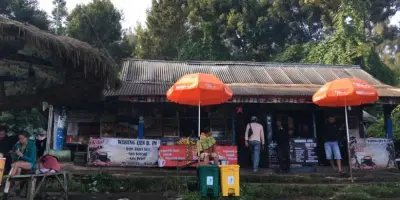 Warung makan dekat Licin Banyuwangi sebelum naik Kawah Ijen