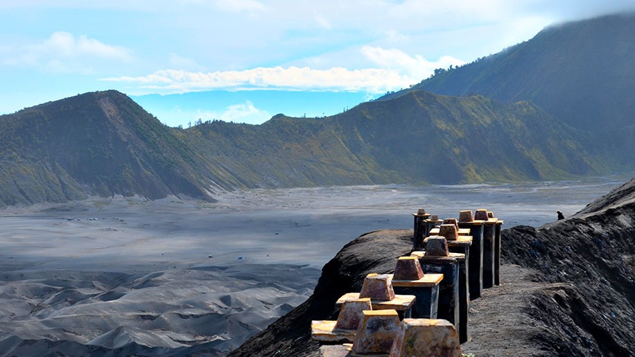 Paket Bromo 2D1N – Trekking ringan menuju Kawah Bromo