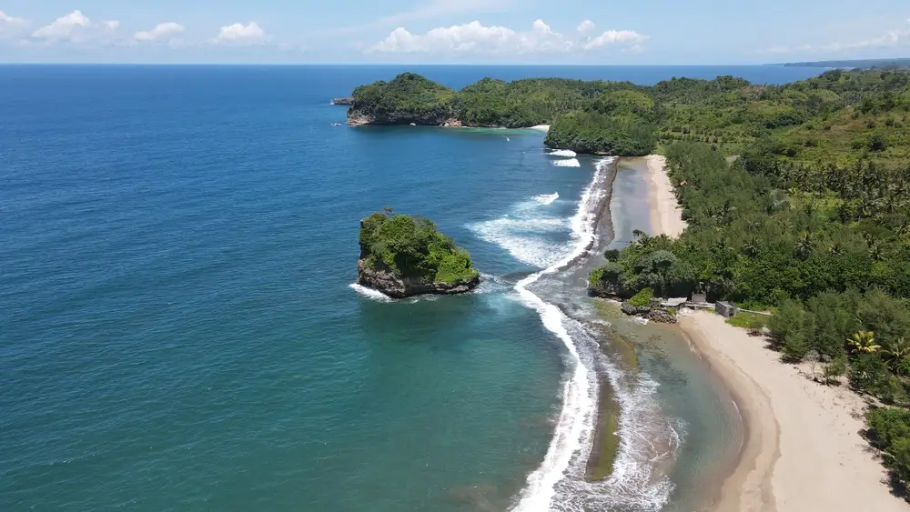 Ombak pantai selatan