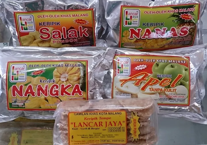 keripik buah khas malang untuk oleh oleh wisatawan paket wisata bromo