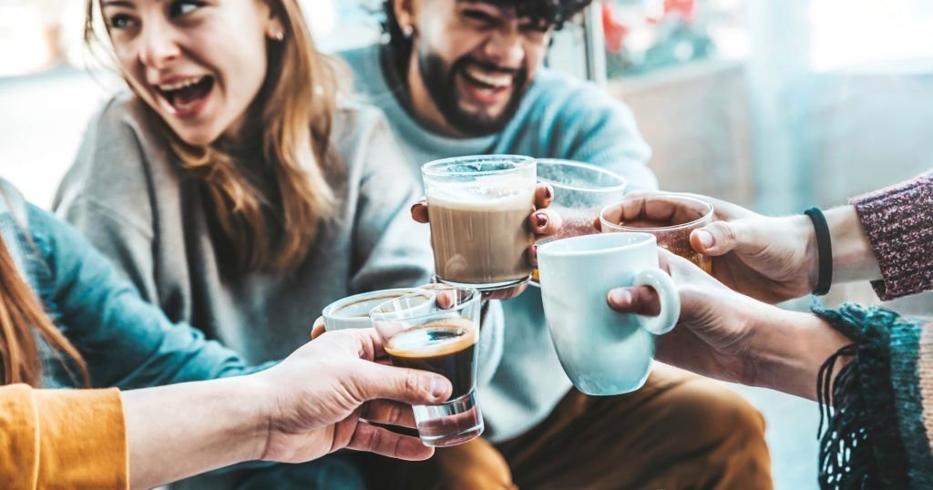 Menikmati kopi setelah pendakian Kawah Ijen